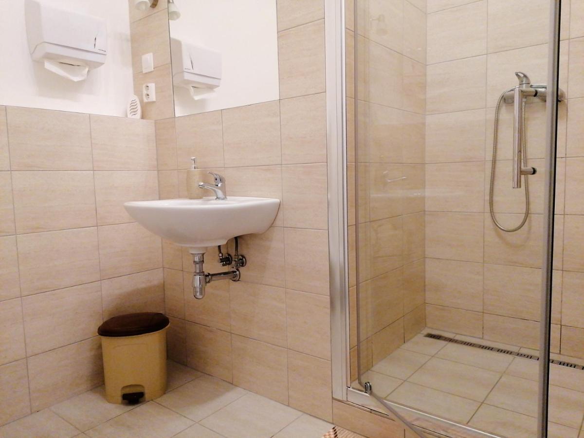 Hostel Vodna 1 Košice Exteriör bild